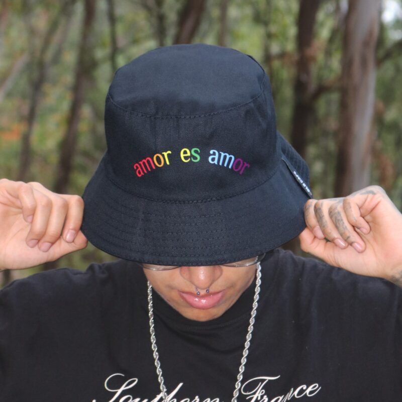 pava pride, gorros pride, gorras pride reloj gay tienda gay, tiendaslgbt, camiserasgay, banderasgay gorras gay, pavas gay, orgullo lgbt, tiendas lesbicas, pañolestas gay