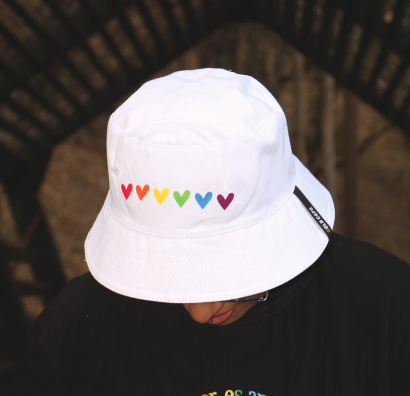 pava pride, gorros pride, gorras pride reloj gay tienda gay, tiendaslgbt, camiserasgay, banderasgay gorras gay, pavas gay, orgullo lgbt, tiendas lesbicas, pañolestas gay